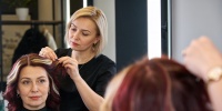 Четыре ошибки при выборе цвета волос, которые делают образ старше