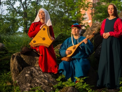 Фото Концерт Песни средневековья при свечах. Музыка рыцарской эпохи Фото Концерт Песни средневековья при свечах. Музыка рыцарской эпохи