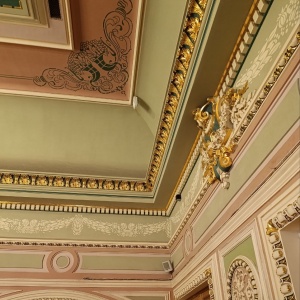 Экскурсия "Петергоф. Большой дворец и парк Александрия"