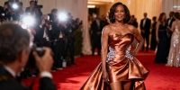 Керри Вашингтон вывела медный оттенок в топ трендов на красной дорожке
