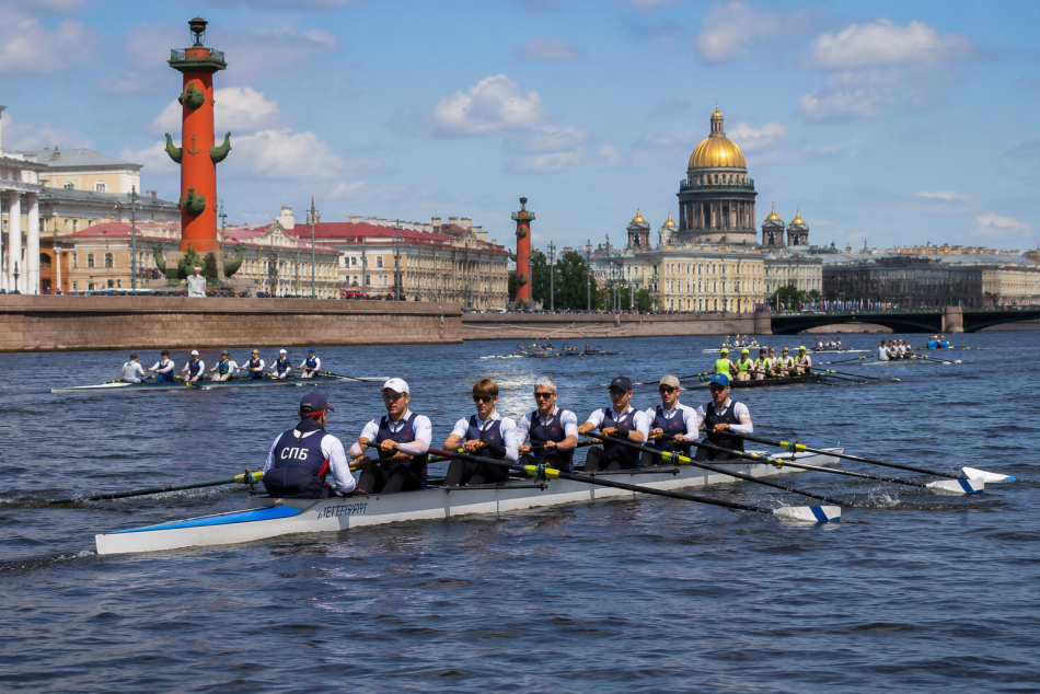 Гребной сезон 2026 открыт на Карповке: спорт, безопасность и новые рекорды