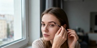 Лифтинг-брови: как новый тренд меняет привычный взгляд на макияж