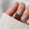 Seaglass nails: новый летний тренд, который уже выбрали Chanel и Кайли Дженнер