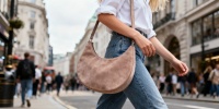Сумка Gucci Softbit Maxi Shoulder Bag стала новым символом стиля среди мам Лондона