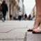 Туфли Valentino с прозрачной вставкой вызвали споры в модной индустрии
