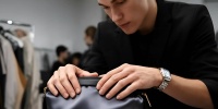 Louis Vuitton представил новую ткань Silk Tech для культовых мужских сумок и одежды