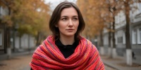 Prada делает шарф главным акцентом осенне-зимней коллекции 2026/27
