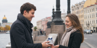 Что попросить привезти из Петербурга: 5 подарков, которые пригодятся дома