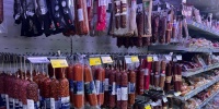 В популярных марках находят антибиотики и мясной клей: вот как выбрать колбасу, которую не стыдно есть