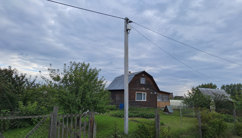 Можно ли убрать электрический столб с частного участка: что говорит закон