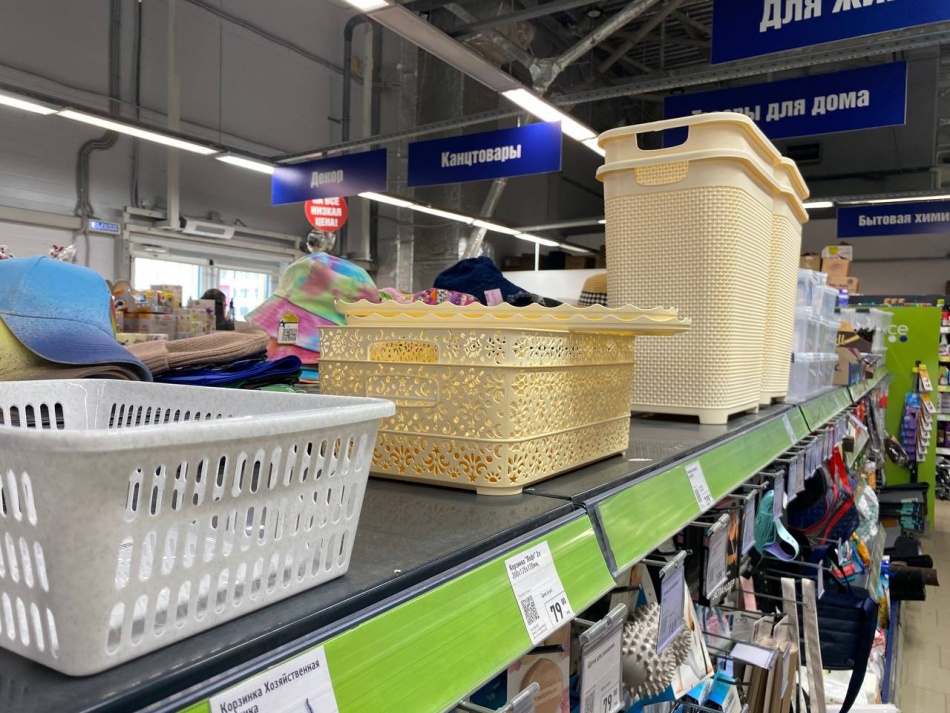 Купила корзины в Fix Price по 79 рублей — домой принесла сразу четыре: нашла им 7 применений