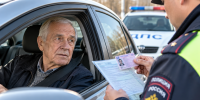 Водителям старше 60 всё чаще отказывают в продлении прав: что изменилось на медкомиссии в 2026 году