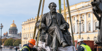 В Петербурге памятник Якову Виллие отправили на реставрацию